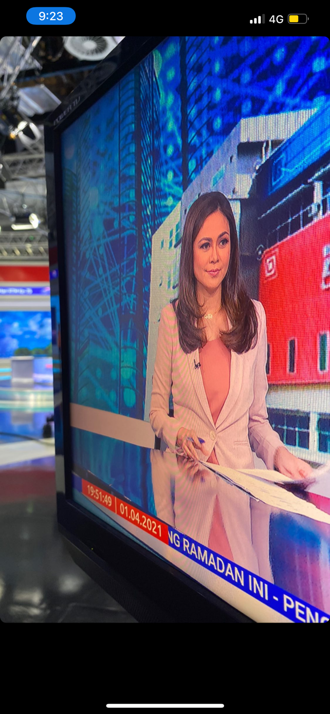 Tengku Permaisuri cemar duli baca berita sempena ulang tahun RTM