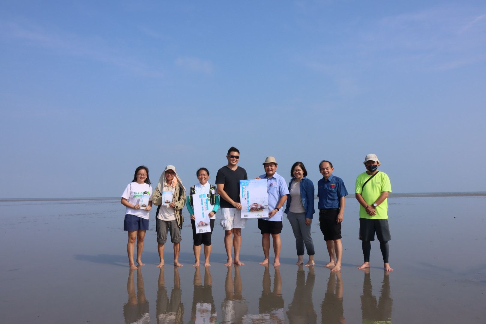 《瓜雪生态探秘：天空之境.河口.红树林》生态导览手册出炉 许来贤：支持出英文版作教育推广