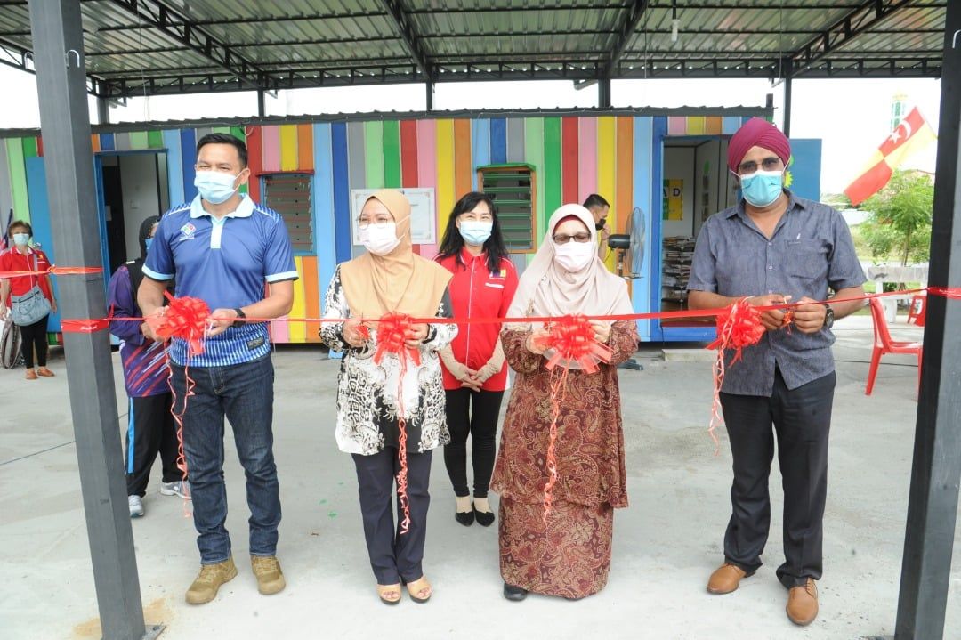 梳邦再也市厅领养计划 提高廉价组屋生活素质