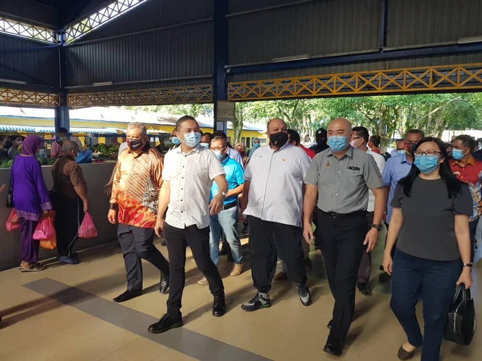 万津公共巴刹设环保废料焚化炉机 把垃圾变为肥料．降低土埋场负担