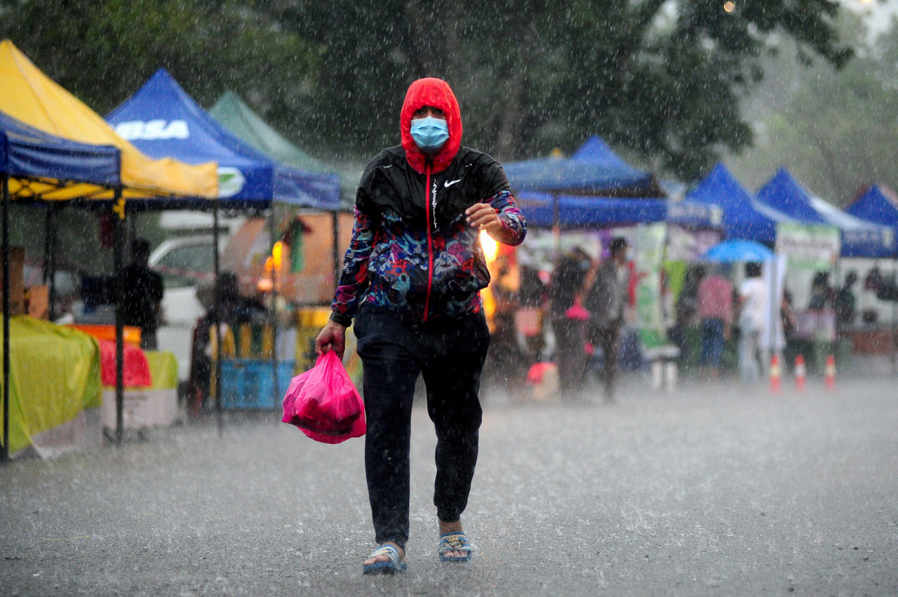 Continuous rain warning for east coast, Klang Valley, five other states