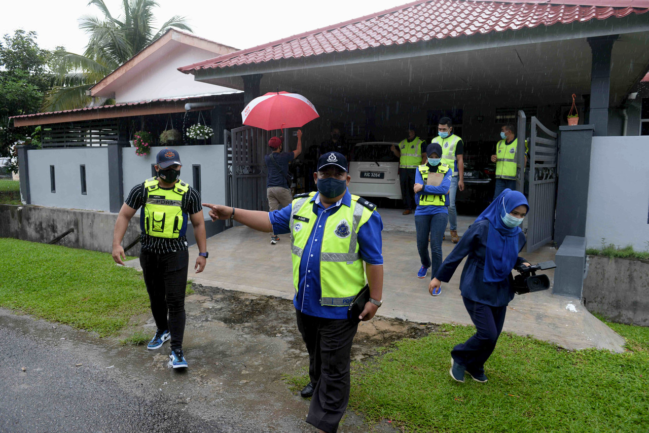 Lapan individu dipanggil polis langgar SOP raya di Batu Caves