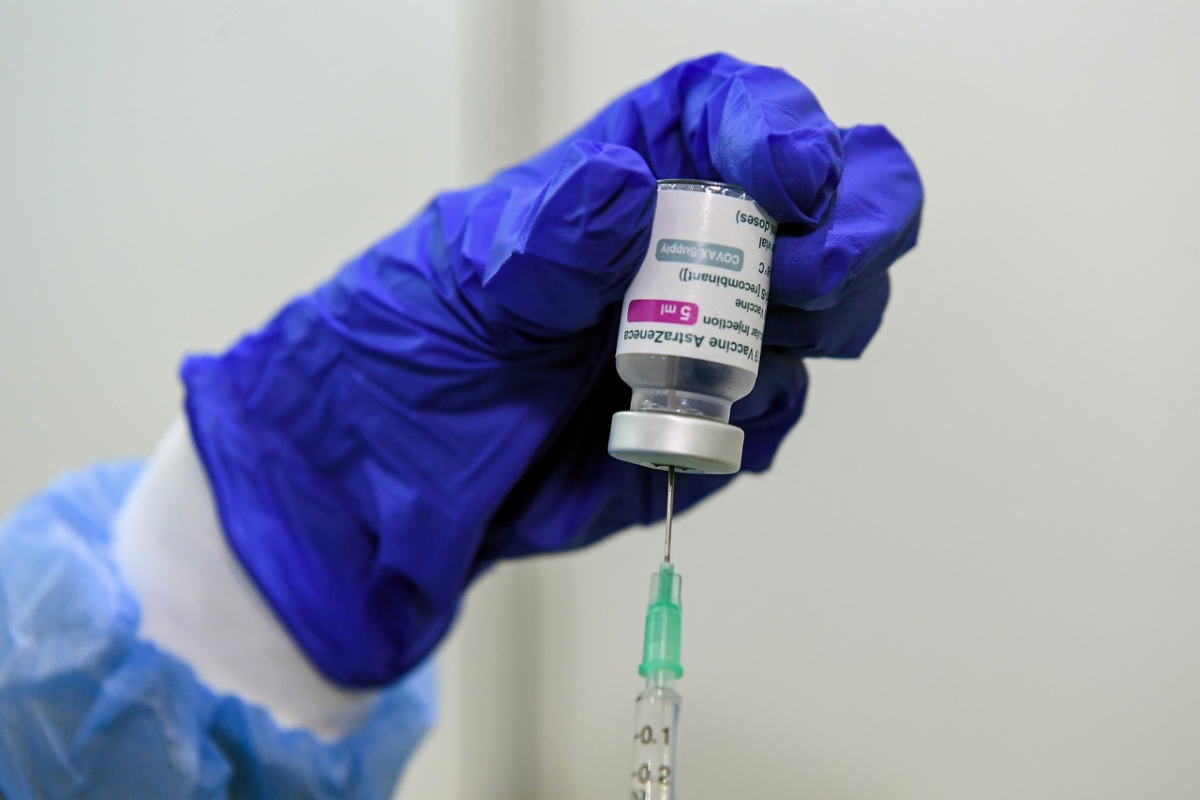 Covid-19: More than 70,000 teachers vaccinated
