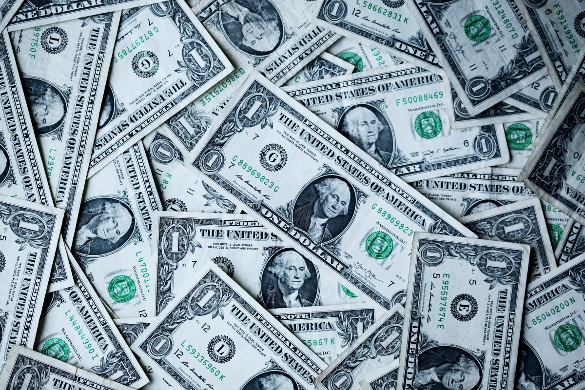 Global swelling in debt posing risk in global recovery, says Moody's