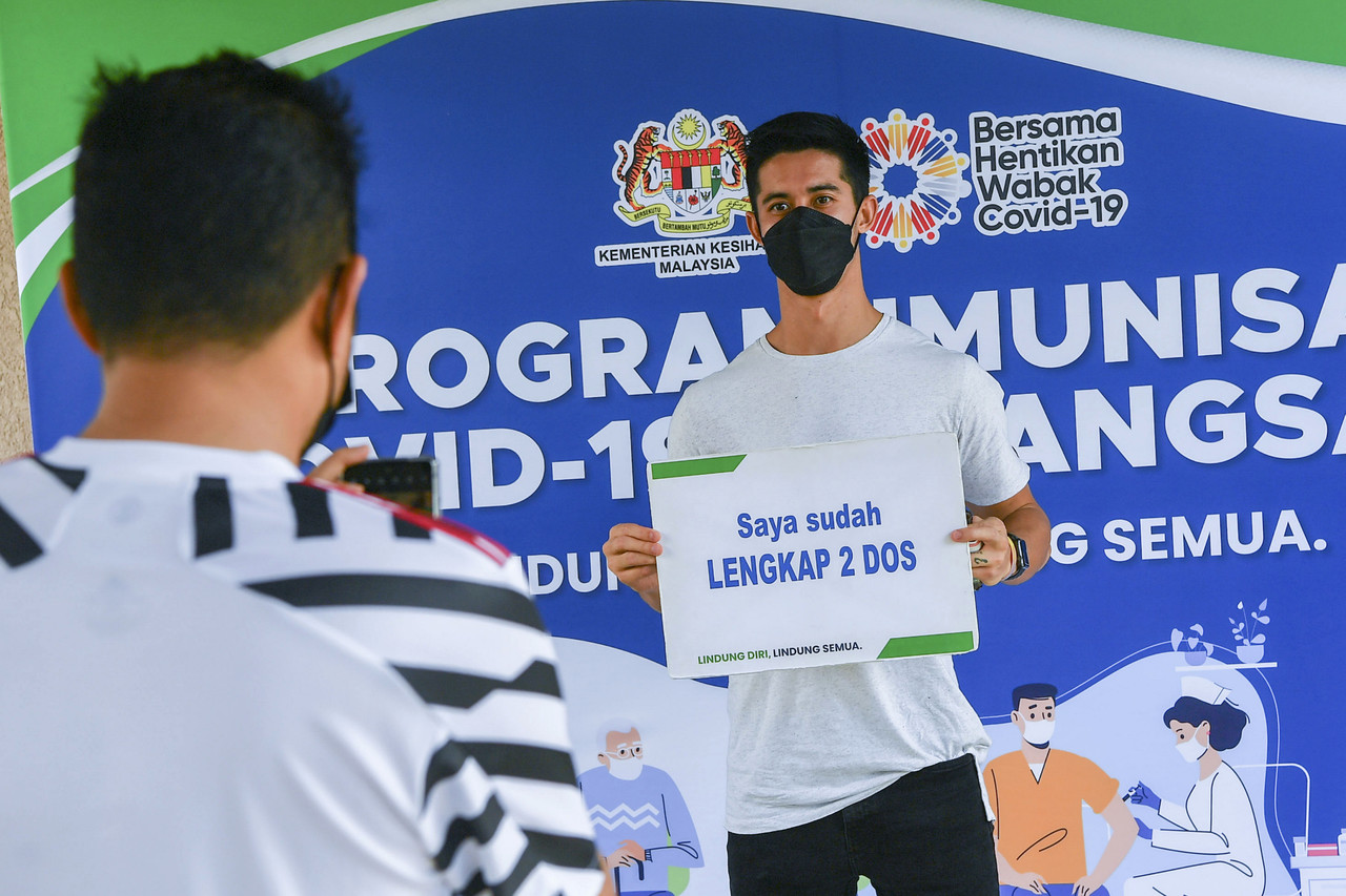 National footballers complete second dose of Covid-19 vaccine jab