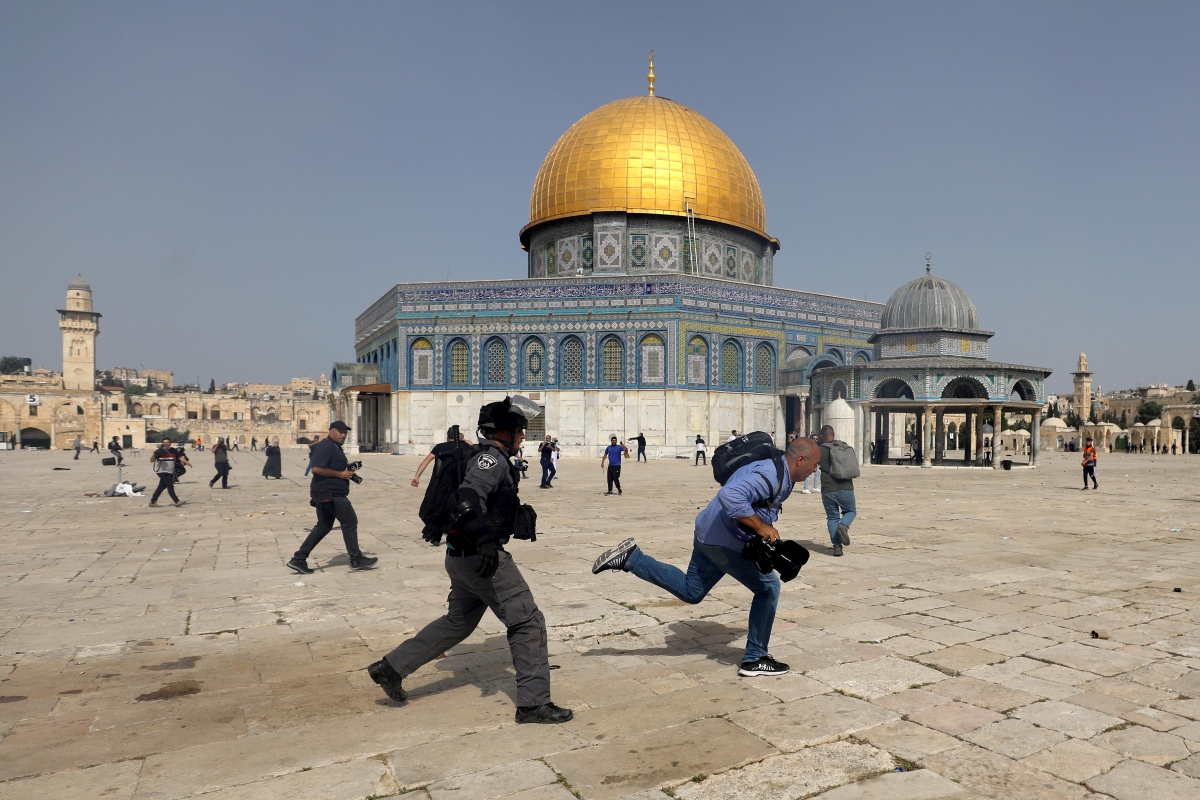 Biden voices support for two-state solution, pledges aid to Palestinians