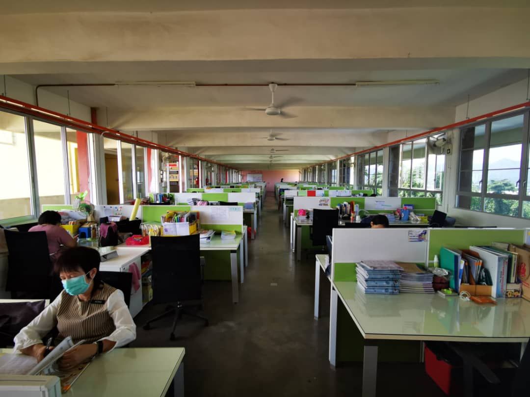 教专：仅四成会员缴纳职工保险