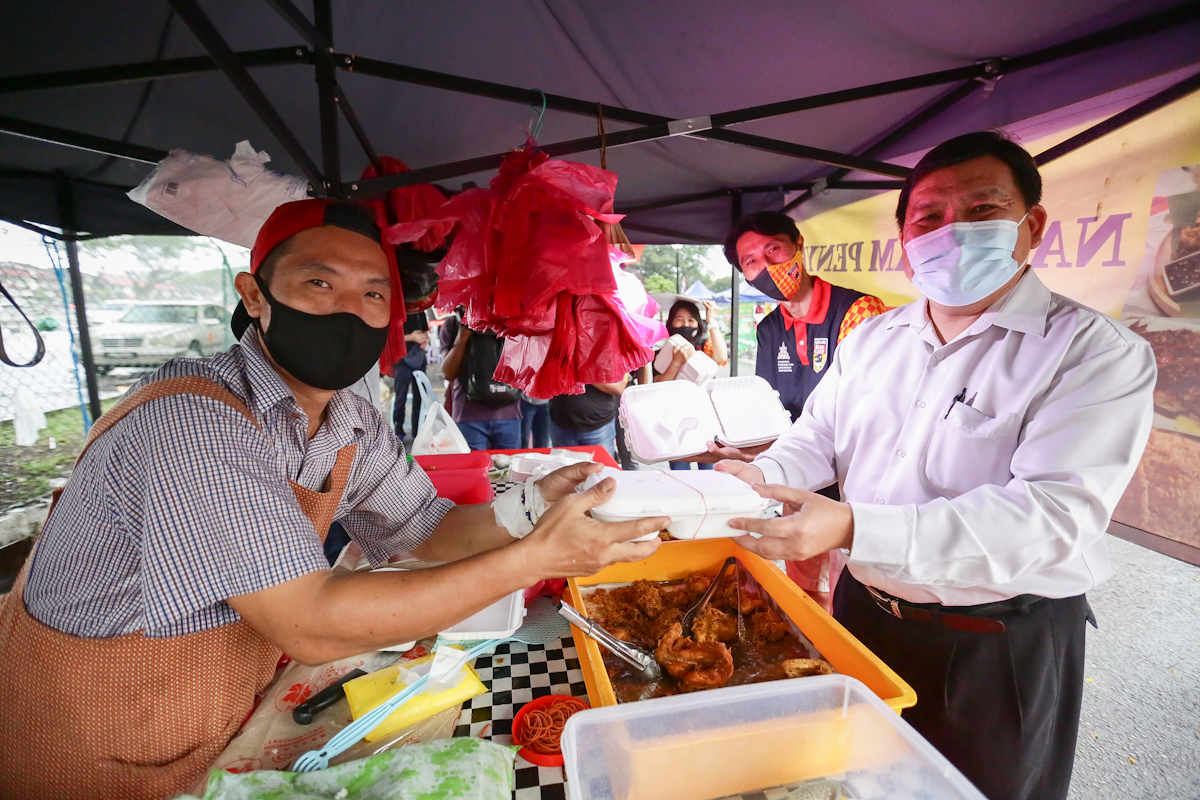 5,000 eco-friendly food containers distributed at Ramadan bazaar