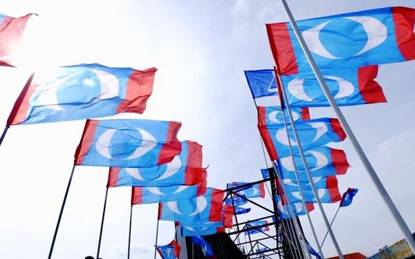 蓝眼最高理事接纳党选成绩 如期在715召开全国大会