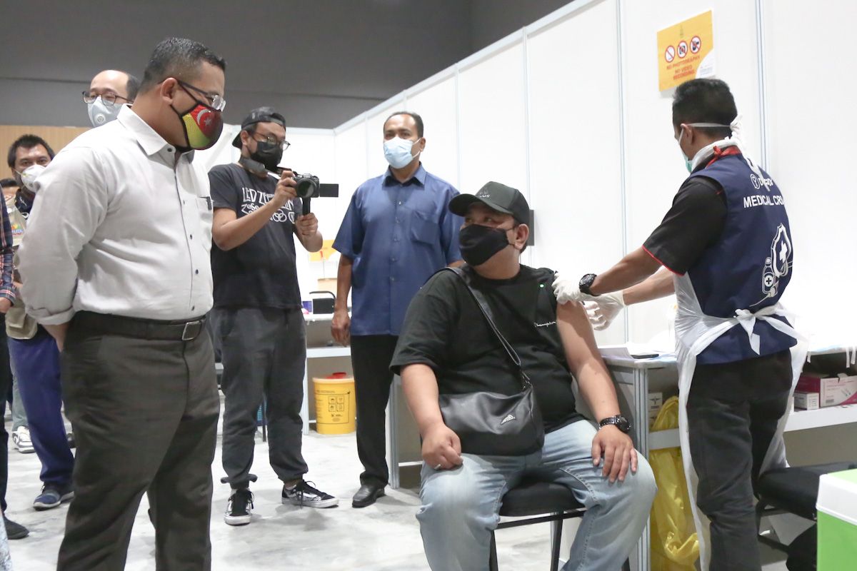 MB: Selangor runding dapat bekalan vaksin sejak Januari