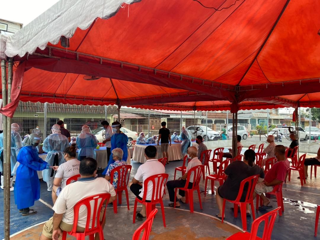 适耕庄BC村2日筛检811人响应 其中4宗疑似病例