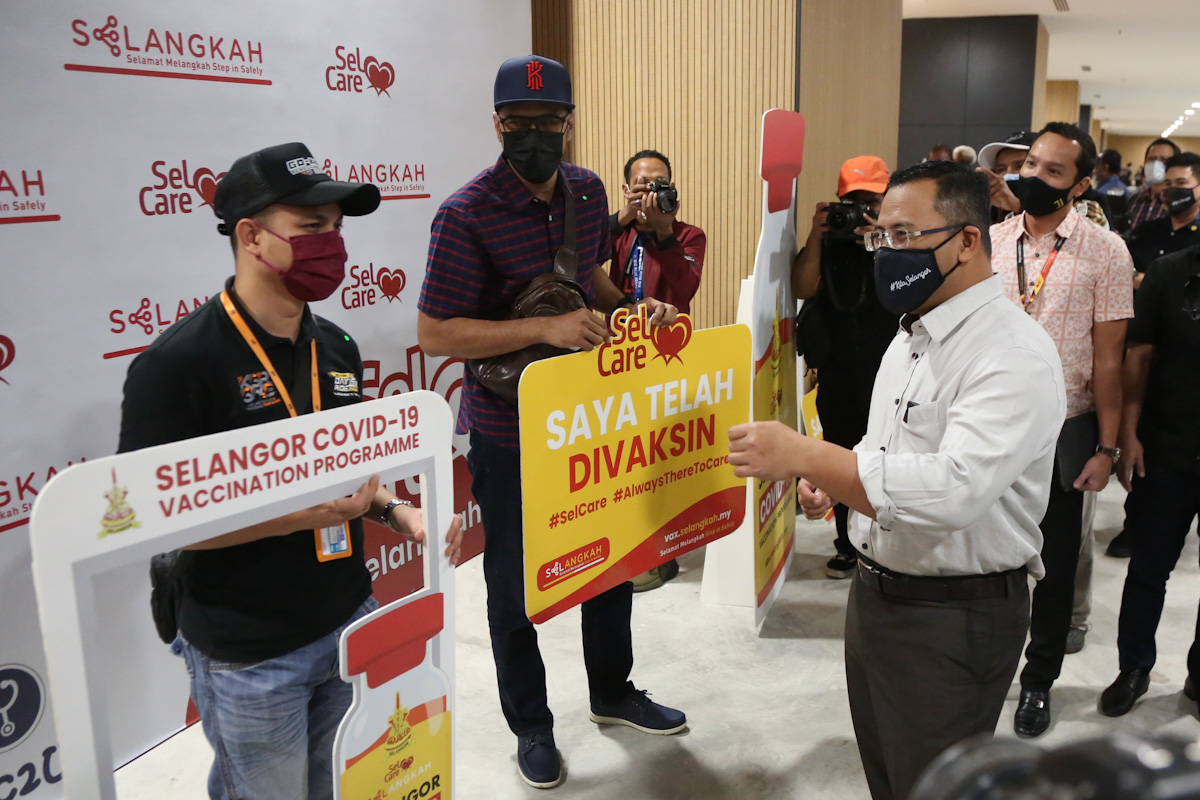 Bantuan untuk semua: Kawal wabak, gerakkan ekonomi