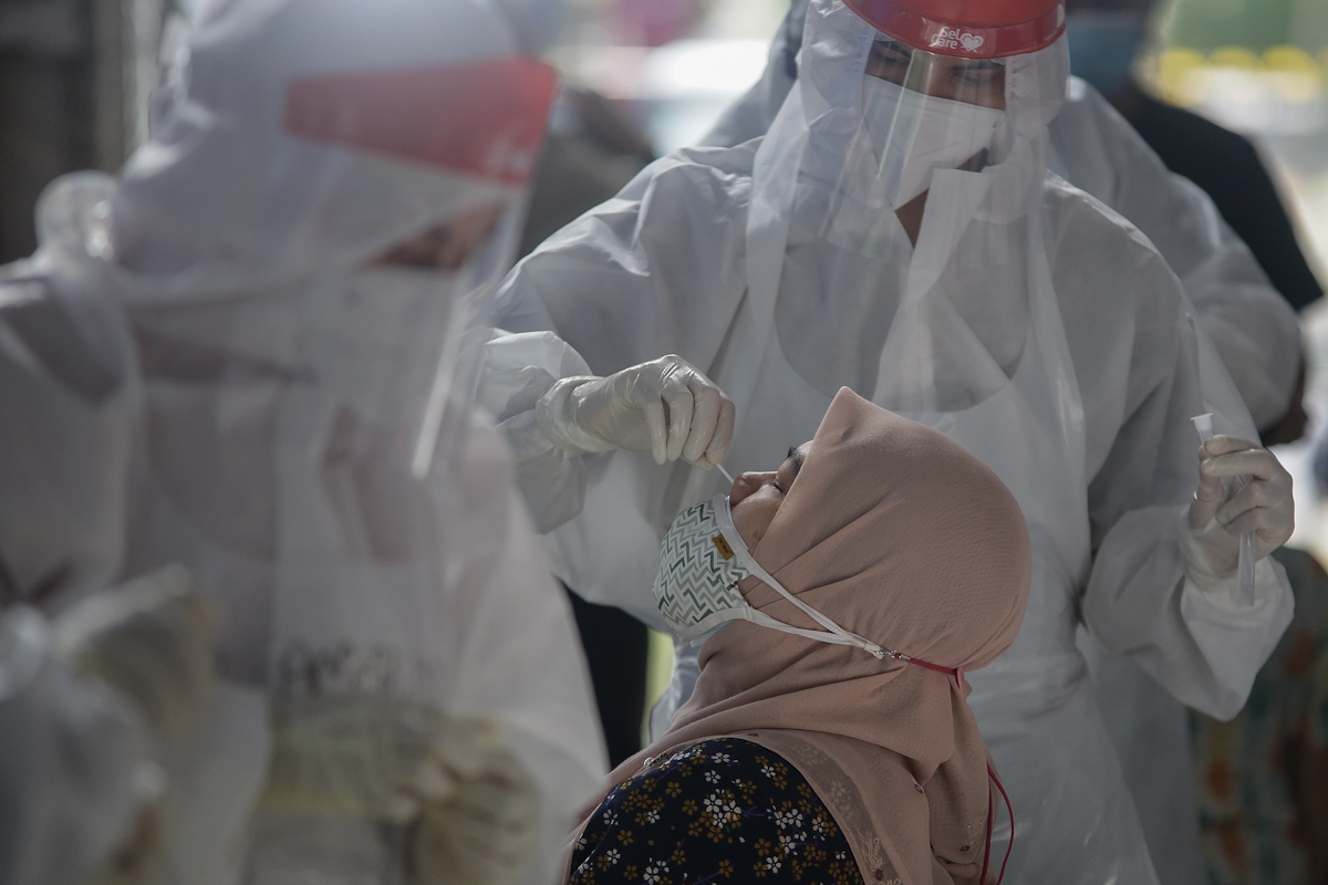 Better promotions increase foreigners participation in community screening