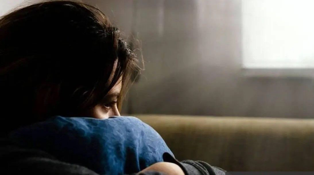 雪关注社会精神健康 设专线预约辅导