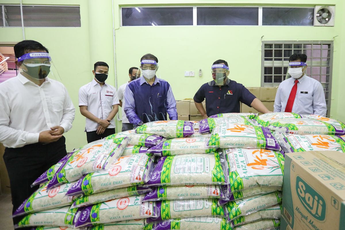 பெருந்தொற்றினால் பாதிக்கப்பட்ட மக்களுக்கு உதவ பந்திங் தொகுதி வெ.100,000 ஒதுக்கீடு