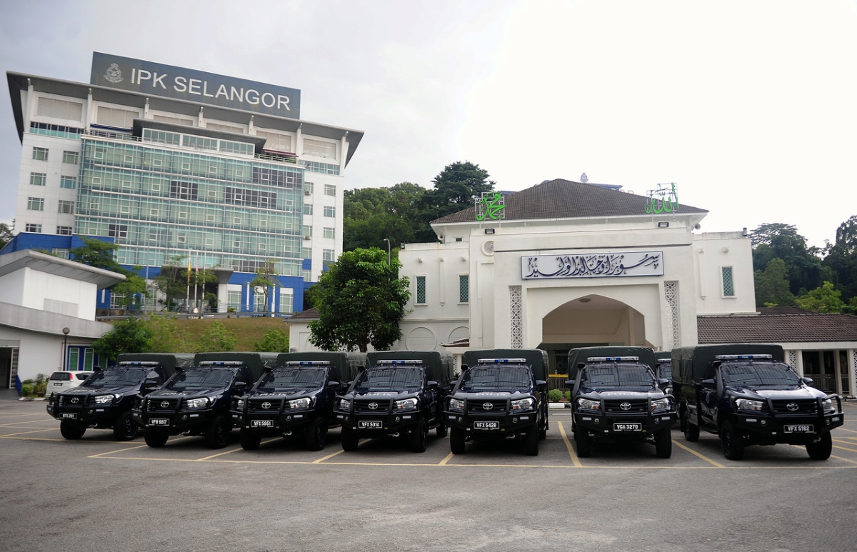 Selangor police receive 35 new 4WD vehicles