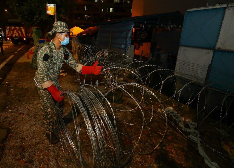 乌冷县长提醒班丹英达路居民 解封非自由.防疫为上策