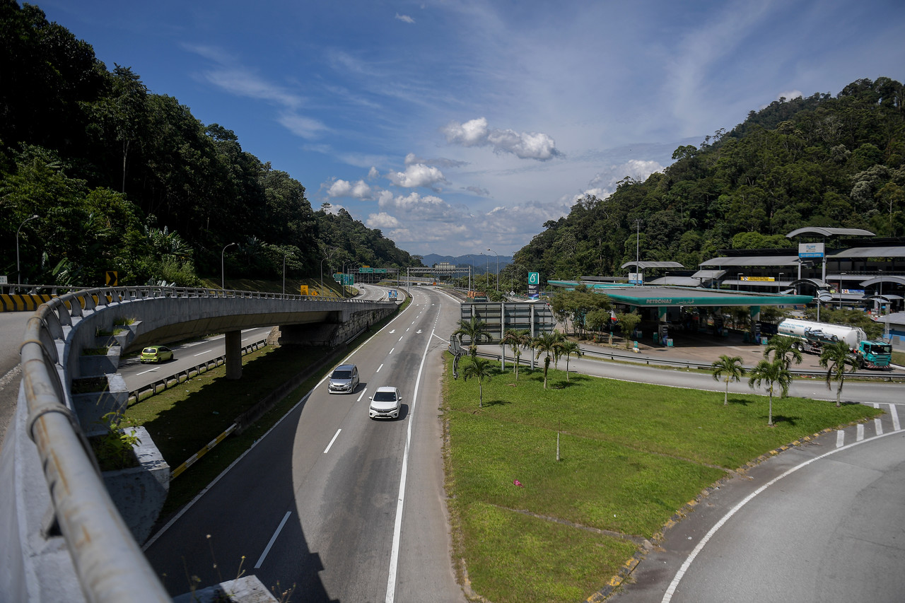 Pengguna Lebuh Raya Karak, LPT1 dijangka meningkat mulai esok