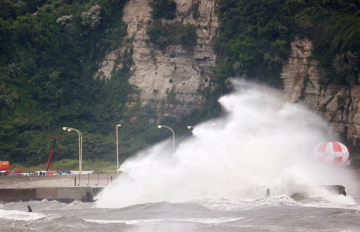 Tokyo Olympics: Storm remains threat, bringing rain as it lurks off coast