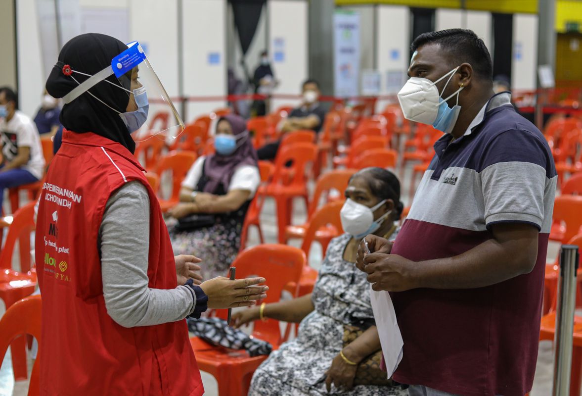 82.3 விழுக்காட்டு இளையோர் தடுப்பூசியை முழுமையாகப் பெற்றனர்