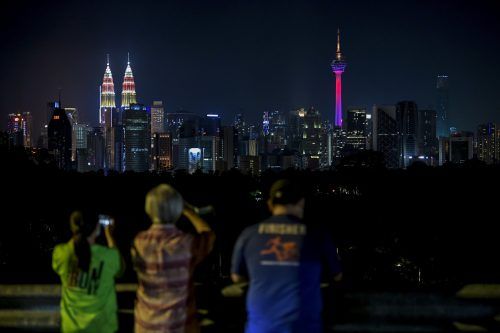 旅游部严打无牌旅游服务  最高罚款50万或监禁10年