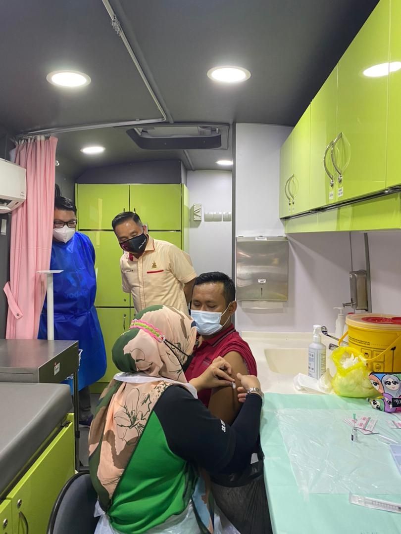 安排千名外籍渔民接种     黄瑞林：免病毒传入社区