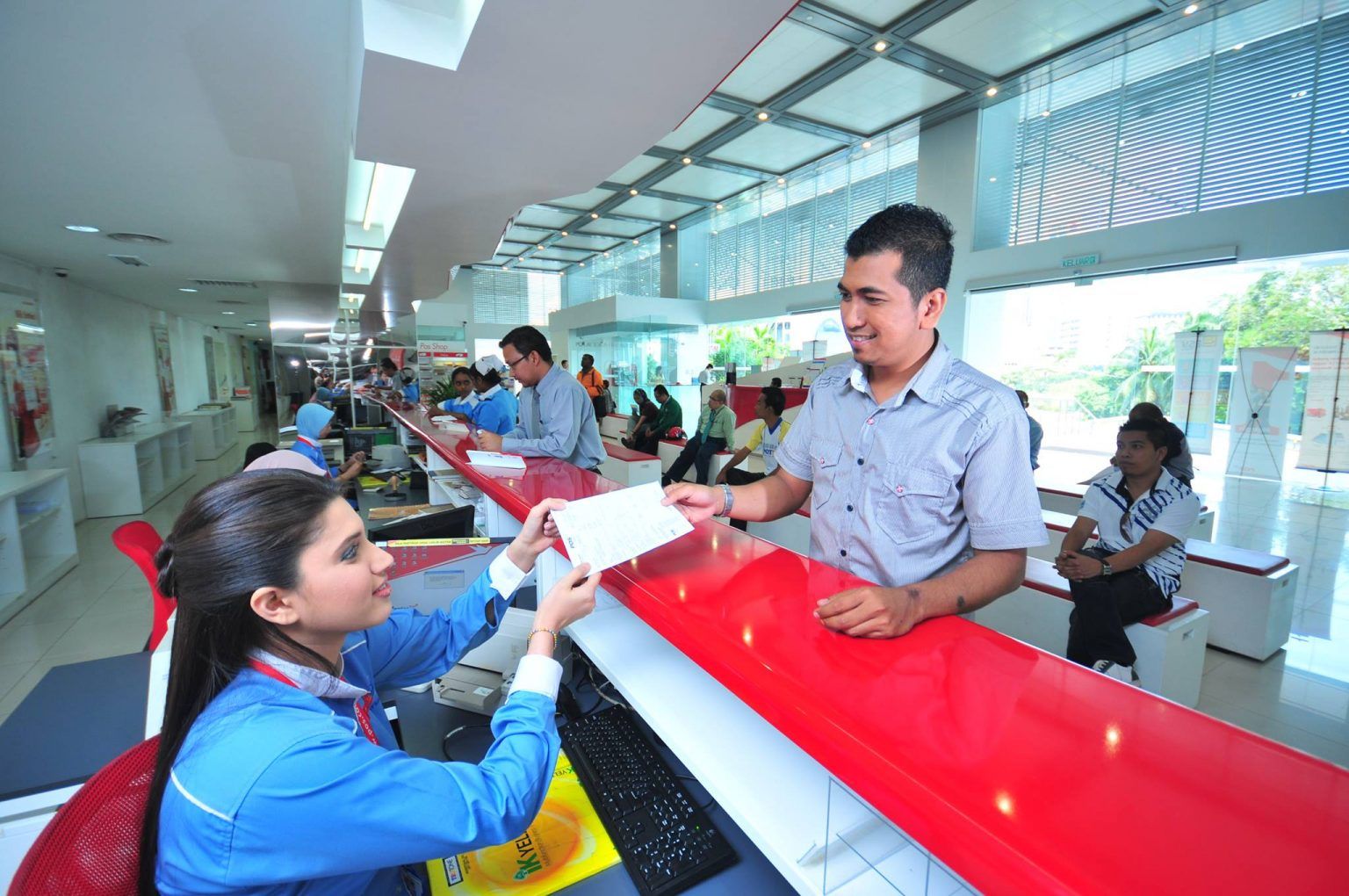 லைசென்ஸ், சாலை வரியை இனி தபால் நிலையங்களில் புதுப்பிக்கலாம்