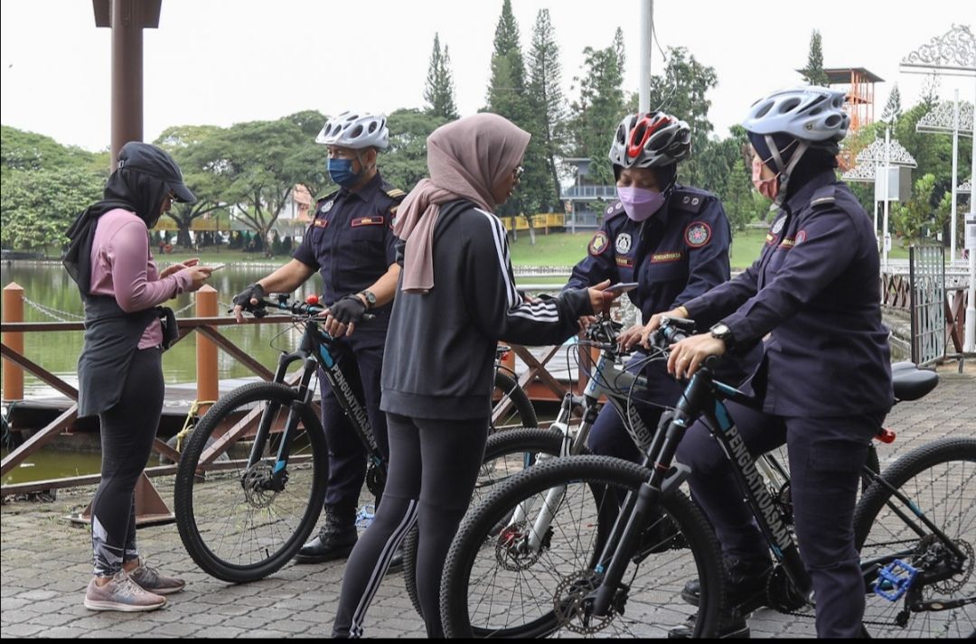 莎阿南区公园开放 未接种者及孩童被拒门外