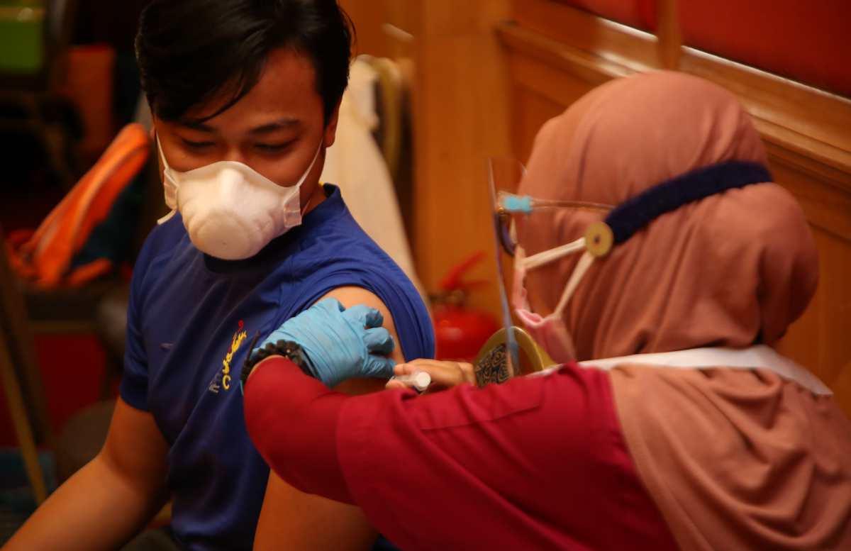 Lebih 2.8 juta remaja sudah lengkap vaksinasi