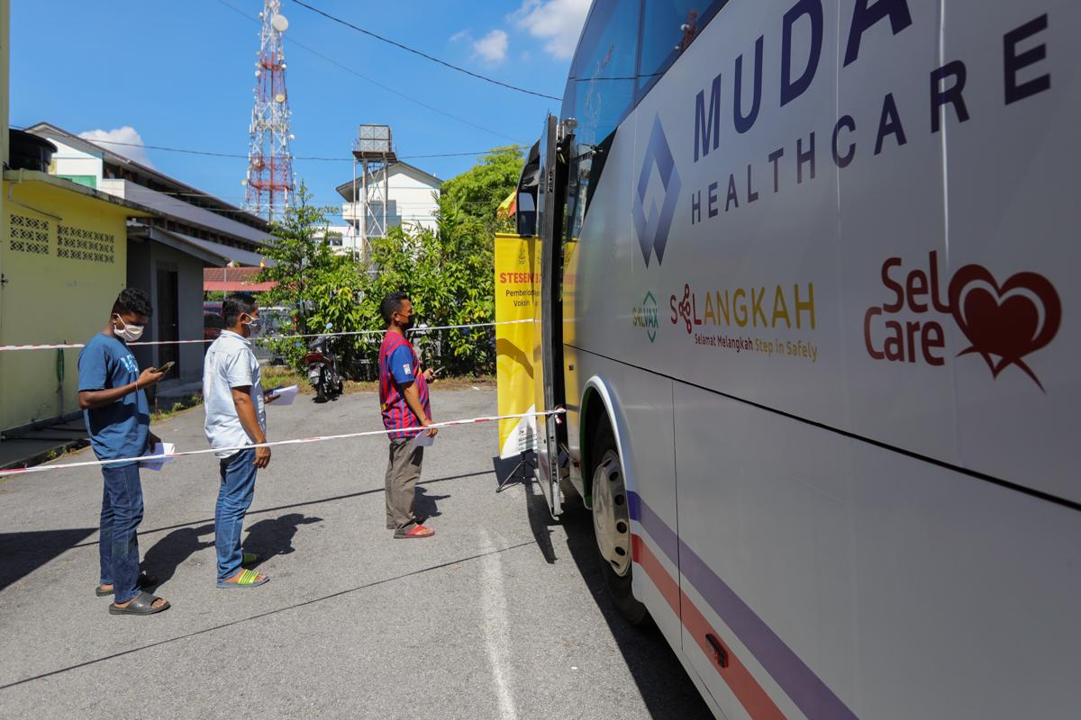 Selvax bergerak di Kompleks Sukan Pandamaran, Klang esok
