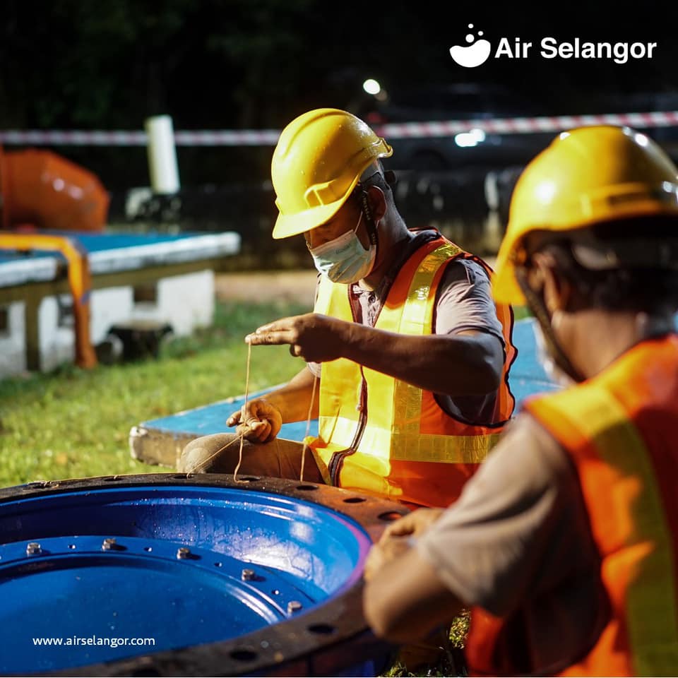 Kerja ganti injap tiga lokasi siap, bekalan air mula disalur
