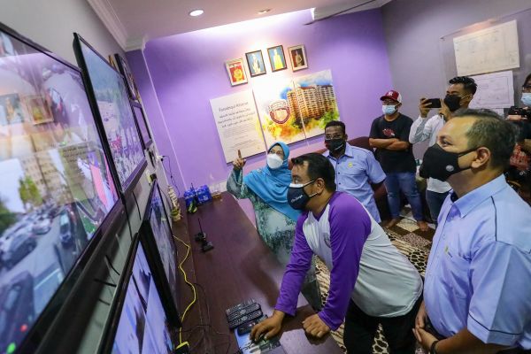 雪州拨款15万装电眼 提升15廉价组屋区治安