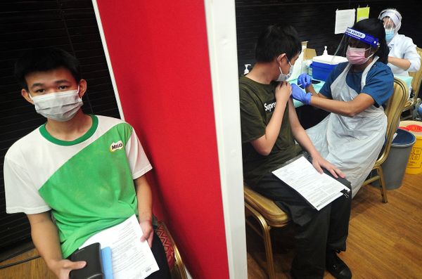 许多家长上周起失约第2剂疫苗 副卫长促联络校方补打