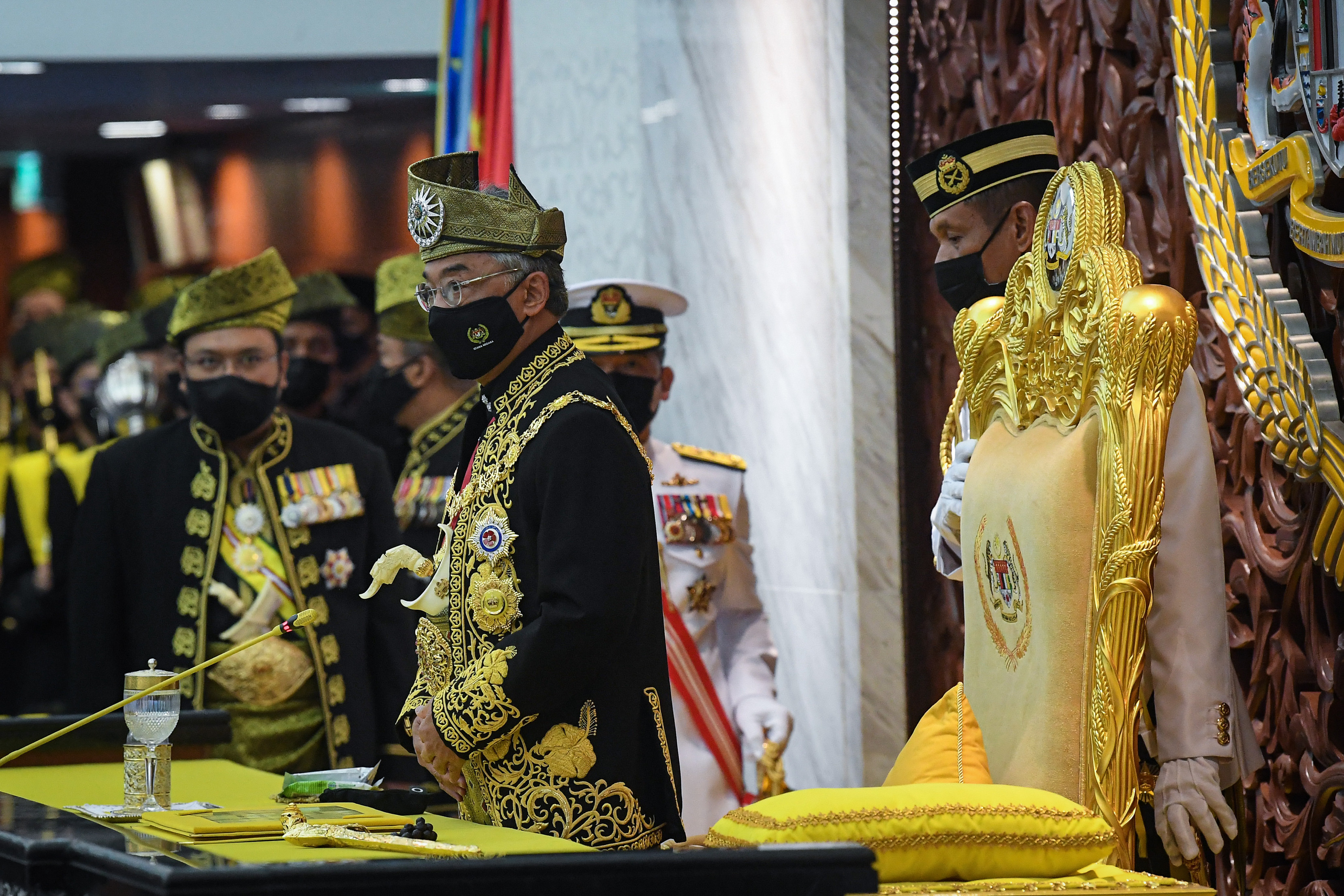 Agong perkenan tiga akta dilulus pada mesyuarat pertama Parlimen