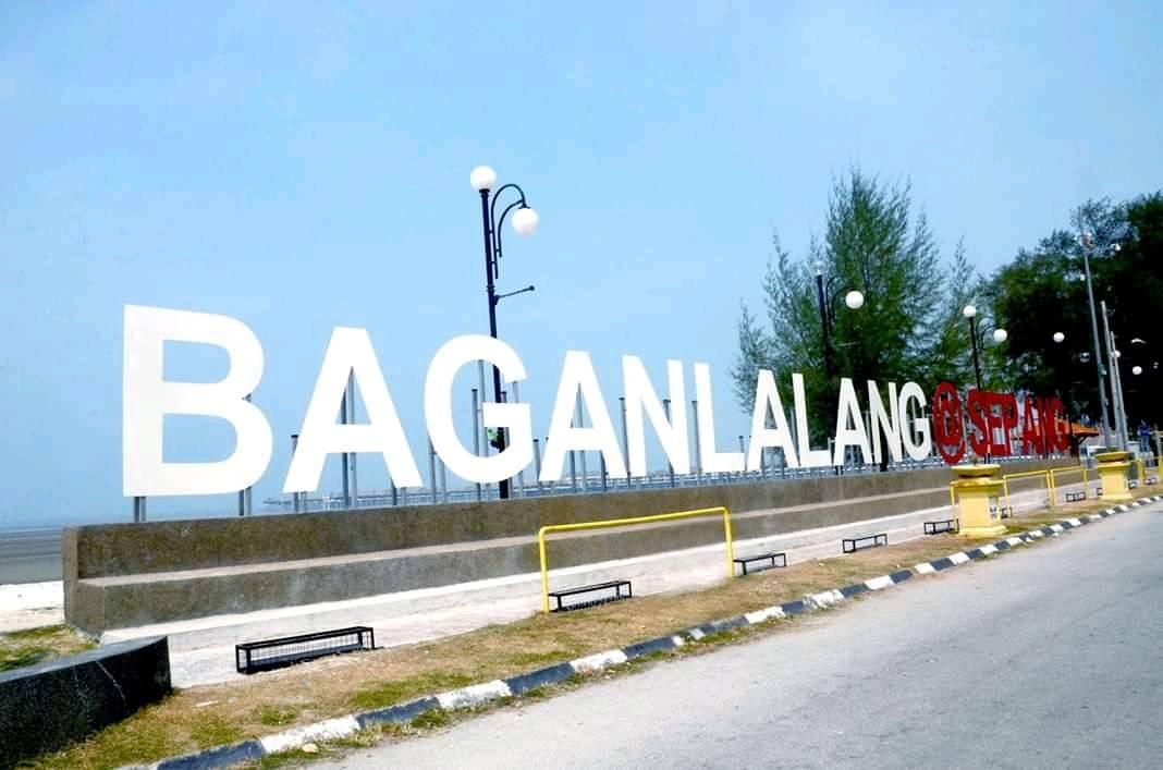 Jumlah kutipan sampah di Bagan Lalang naik berganda hujung minggu