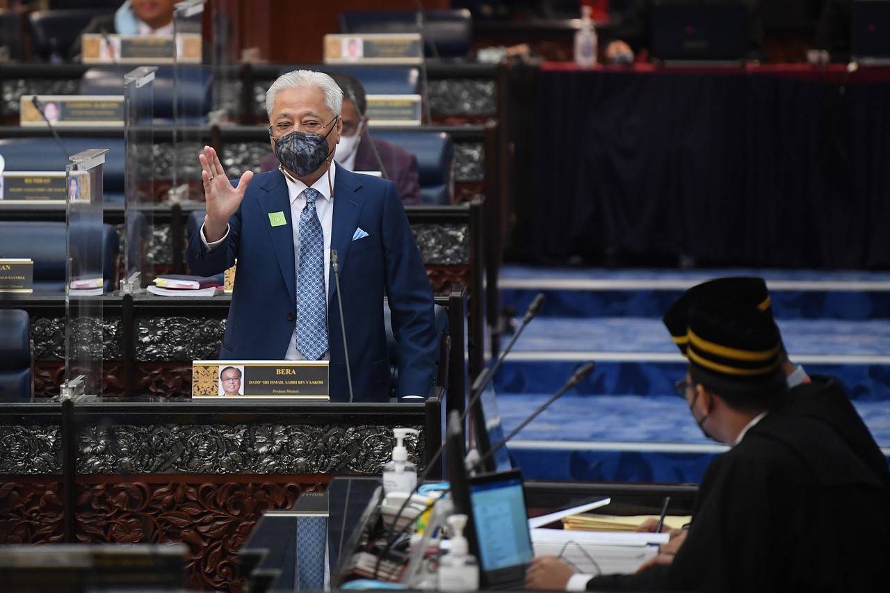 Govt committed to increase involvement of Bumiputera in large-scale projects — PM