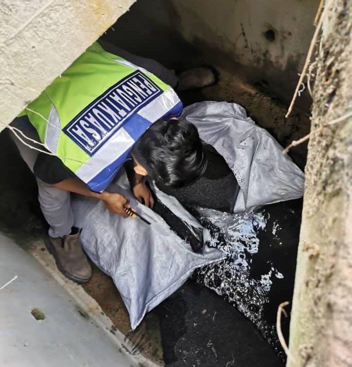 நீர் தூய்மைக்கேடு- தொழிற்சாலைக்கு எதிராக சுற்றுச்சூழல் துறை நடவடிக்கை