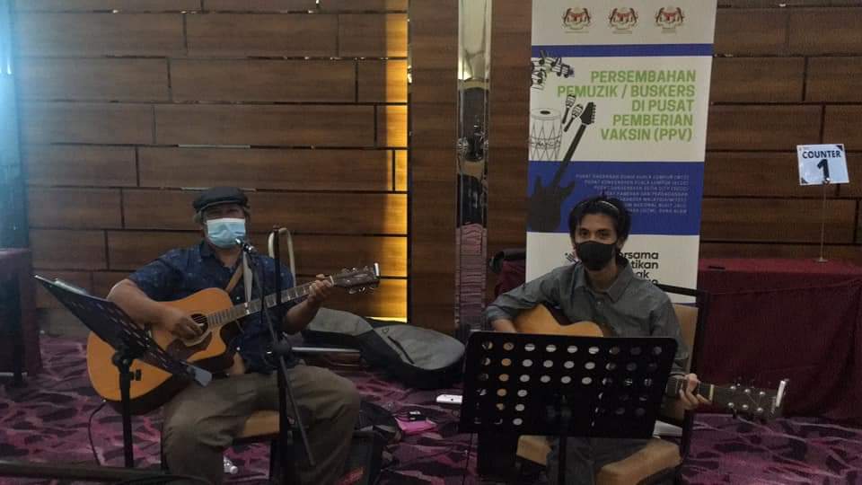 Balada si penghibur jalanan, lumrah ditangkap dan diusir