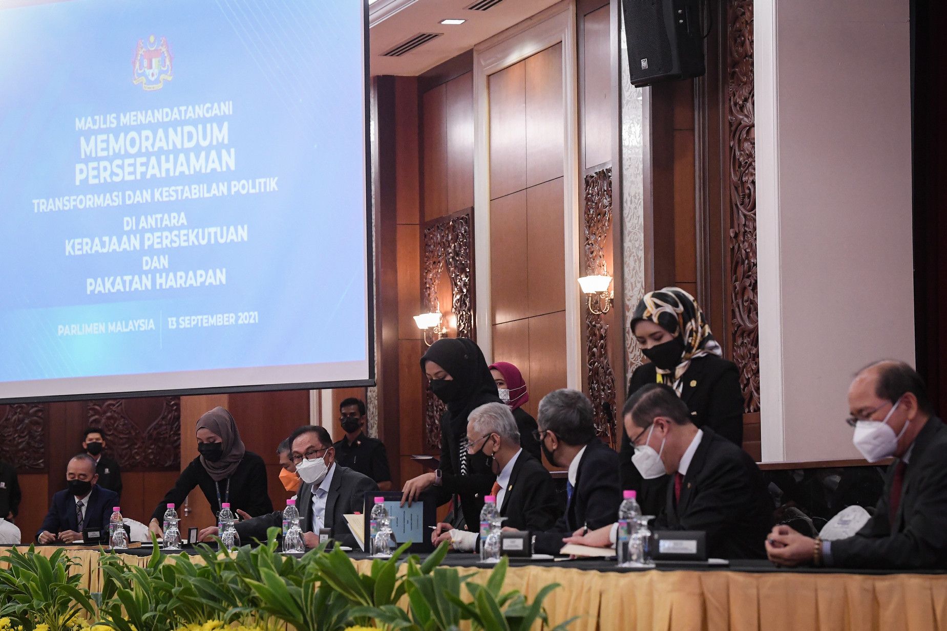 签署涵盖6重点备忘录  希盟与政府跨党派合作创历史