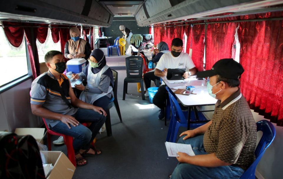 雪州流动疫苗车走入人群 更为鼓励人民接种