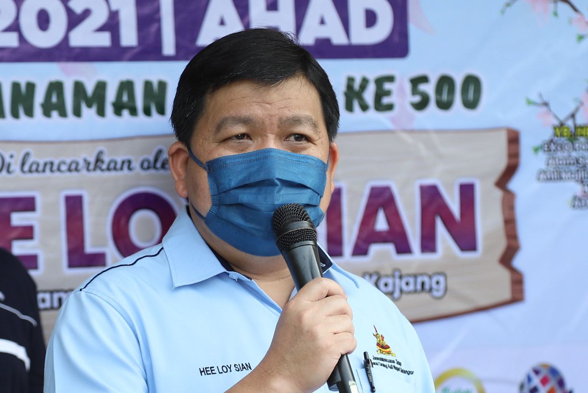 பாதுகாக்கப்பட்ட வனப் பகுதியில் நிந்தர கட்டுமானங்களுக்கு அனுமதியில்லை