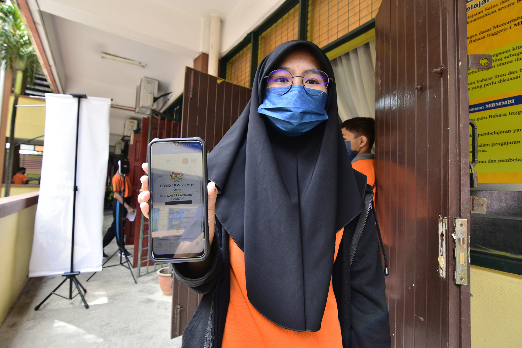 Pelajar sekolah harian terima suntikan vaksin secara berjadual