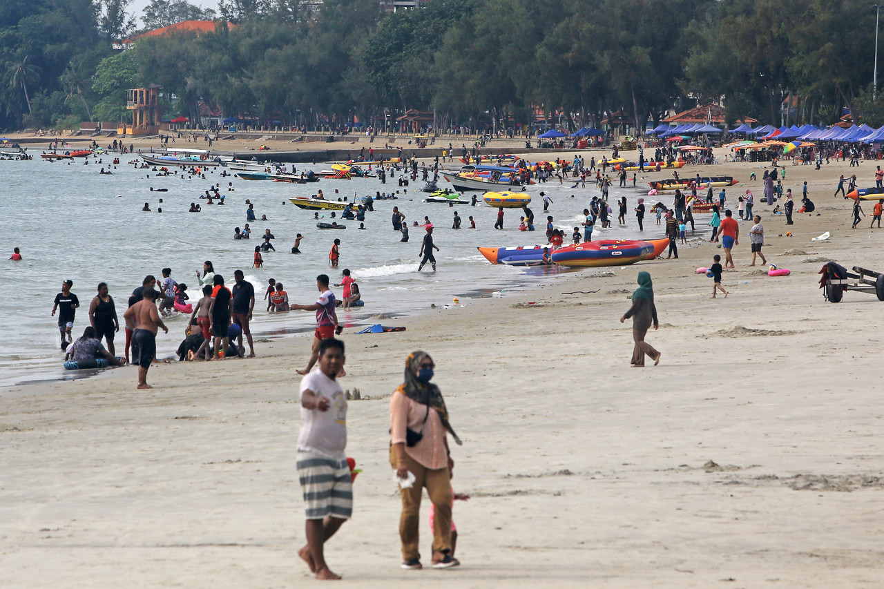 Amaran hujan lebat, Kuala Langat, Sepang, Port Dickson hingga 12 tengah hari