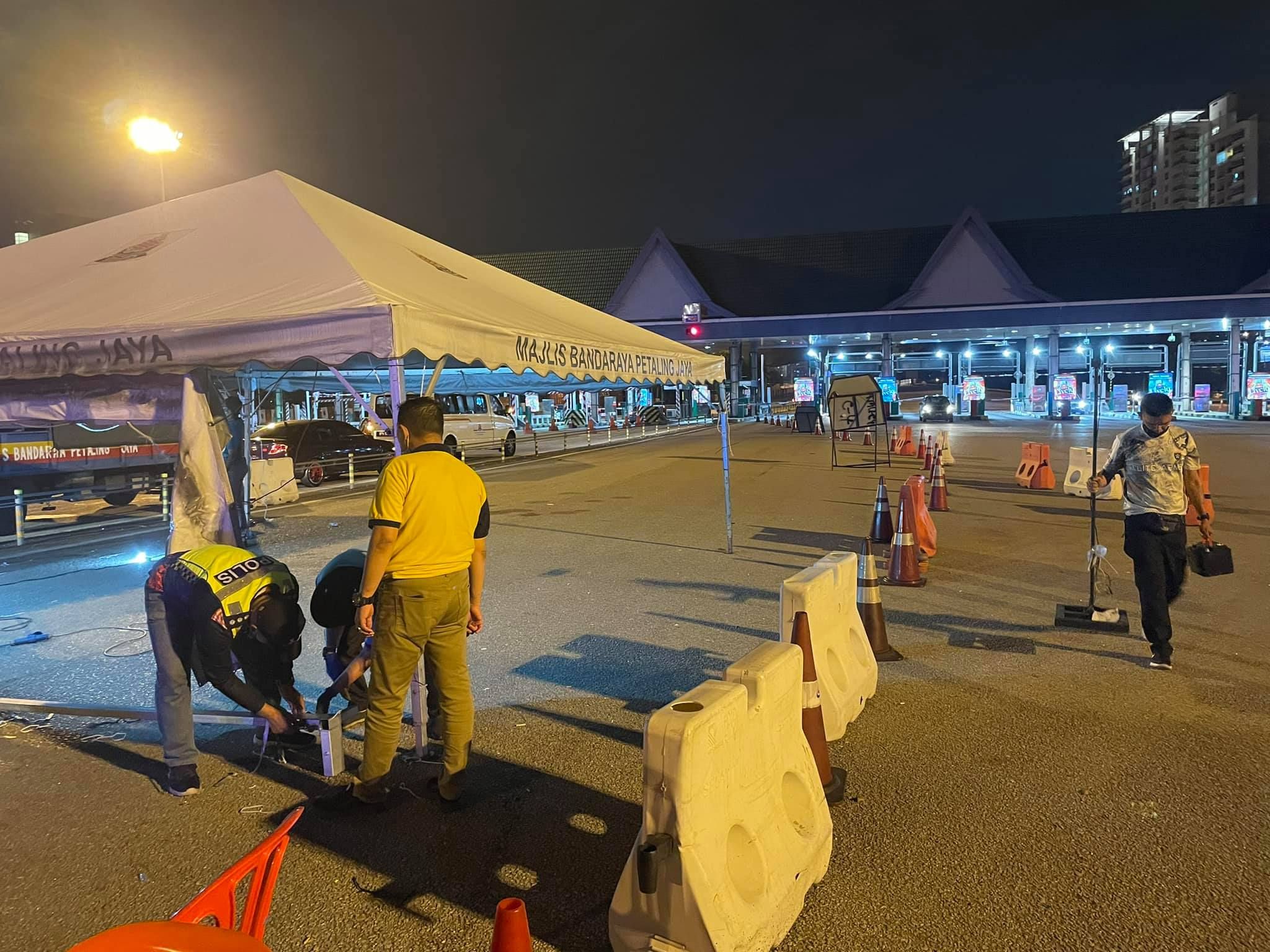 跨州禁令即起解除 警方撤灵市大道4路障