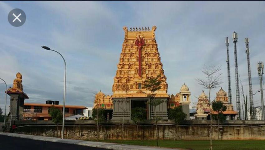 ஸ்ரீ மூடாவில் நடைபெற்ற பொங்கல் விழாவில் 15 வழிபாட்டுத் தலங்கள் வெ.255,000 மானியம் பெற்றன