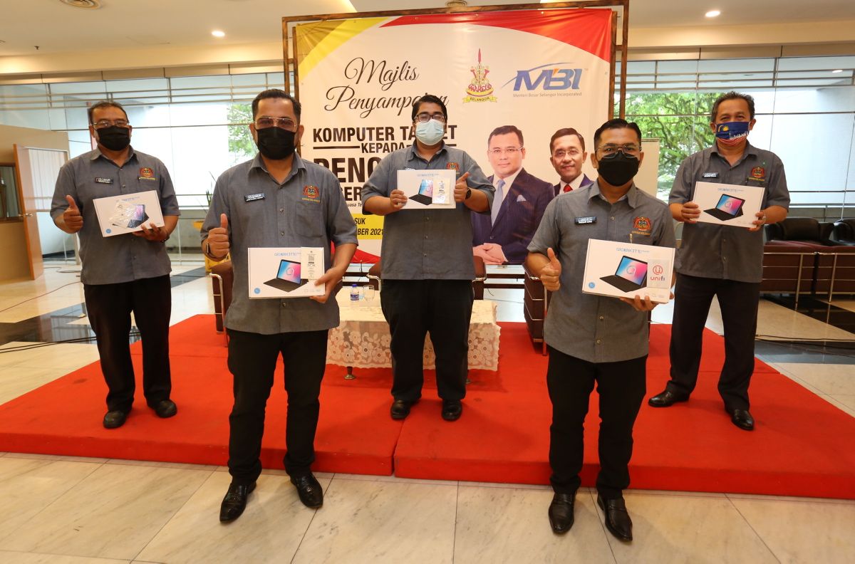 Penghulu mukim bersyukur terima tablet, bantu selesai isu rakyat