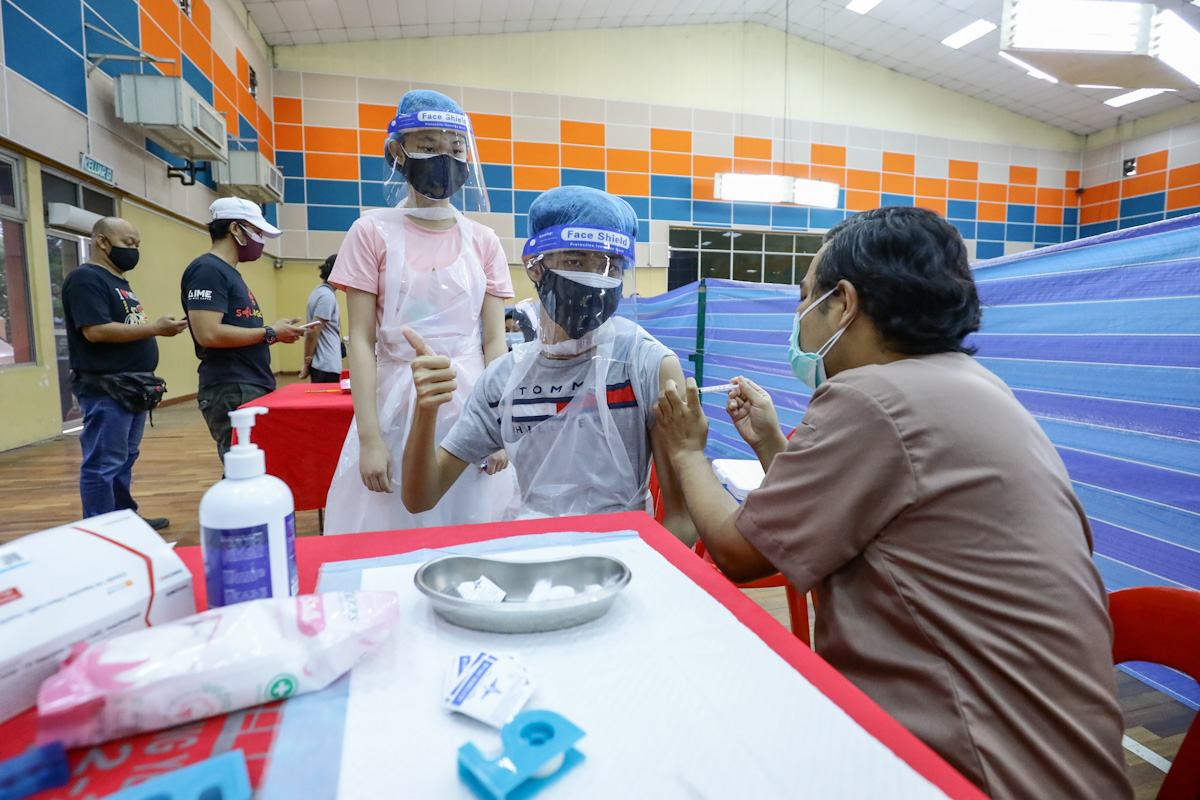 86.9 peratus populasi remaja lengkap dos vaksin