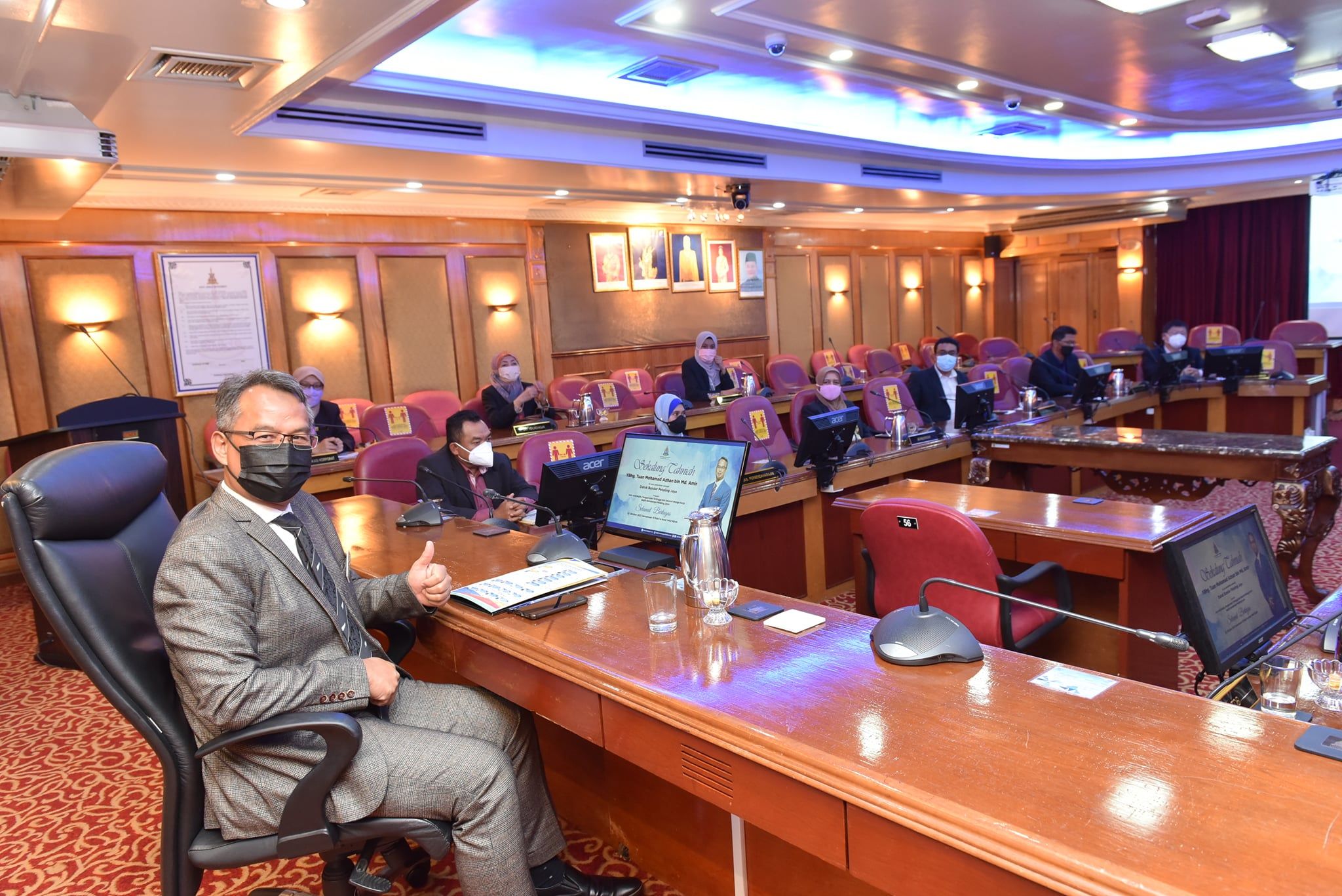 莫哈末阿兹汉走马上任  接任八打灵再也市长