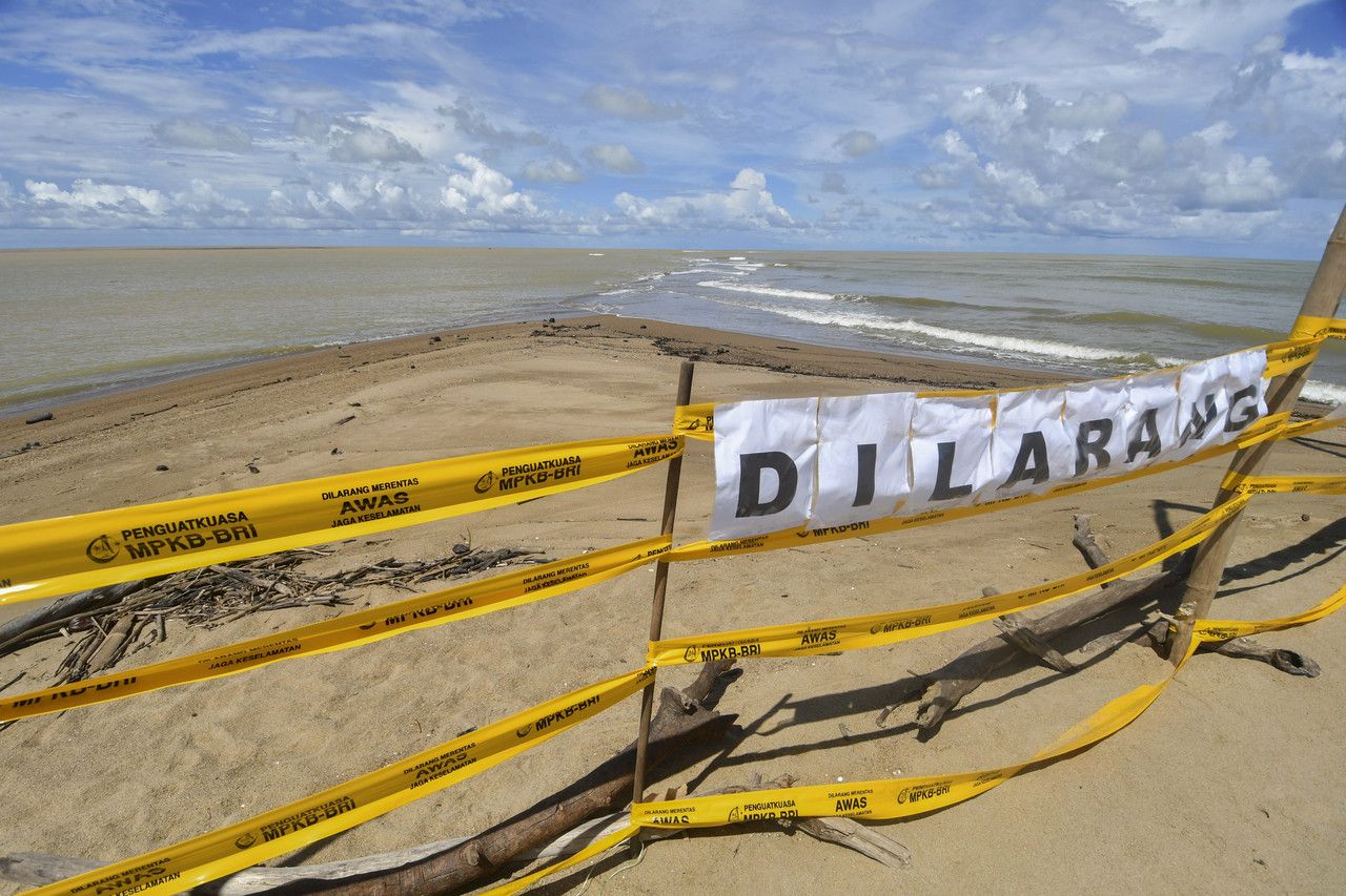 Kawasan fenomena laut terbelah di Pantai Mek Mas ditutup kepada pengunjung
