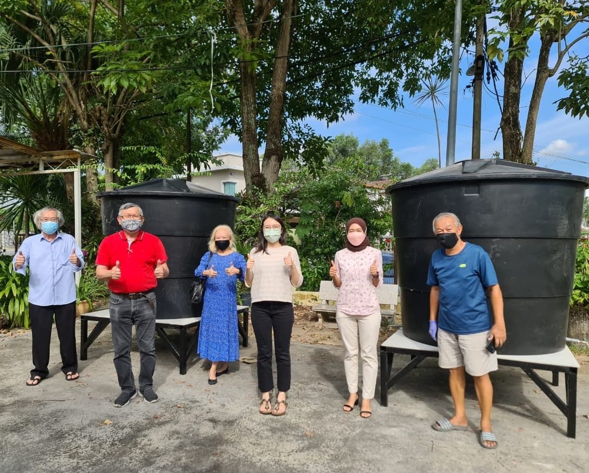 嘉玛丽雅要求水供公司派水.设公共水槽  方便居民取水